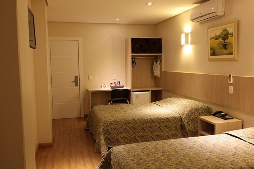 Chapecó Golden Hotel - O Mais Central - Pet Friendly מראה חיצוני תמונה